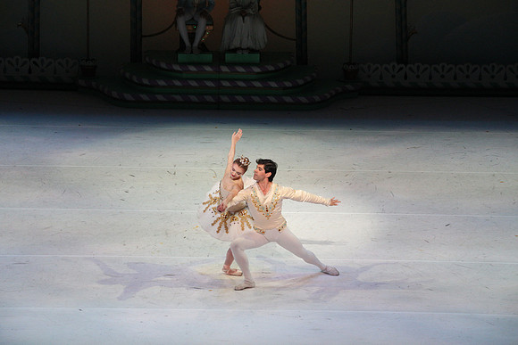 20141229_Nutcracker_WPB_PasDeDeux_CG3P2921