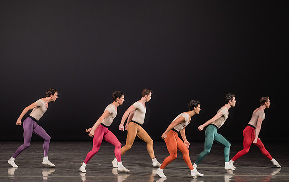 20170113_Glass_Pieces_Akhnaten_PR_MCB_Arsht_73A0741