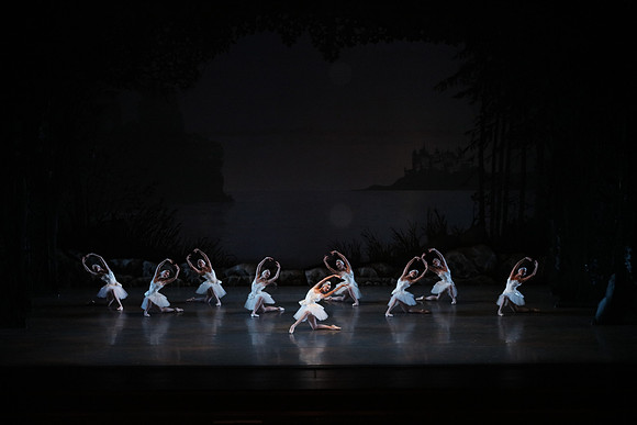 20151022_MCB_Swan_Lake_DR_WD_Arsht__75A8086