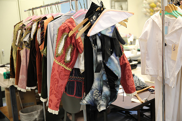 20150901_Fitting_Swan_Lake_Wardrobe_IMG_6275