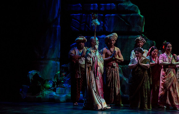 20150226_The_Pearl_Fisher_Act_39C7C2941
