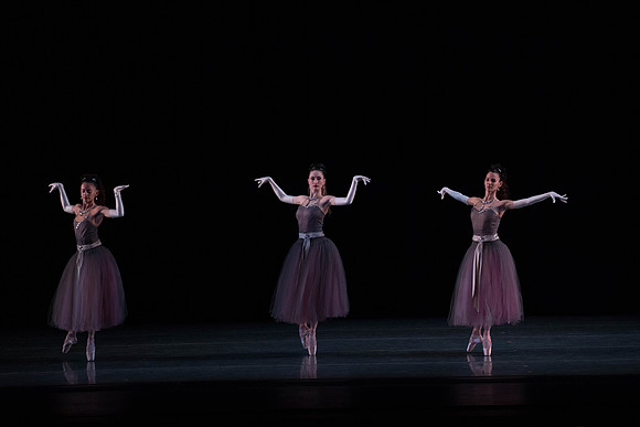 20180406_La_Valse_Motion_Blur_Balanchine_73A6997