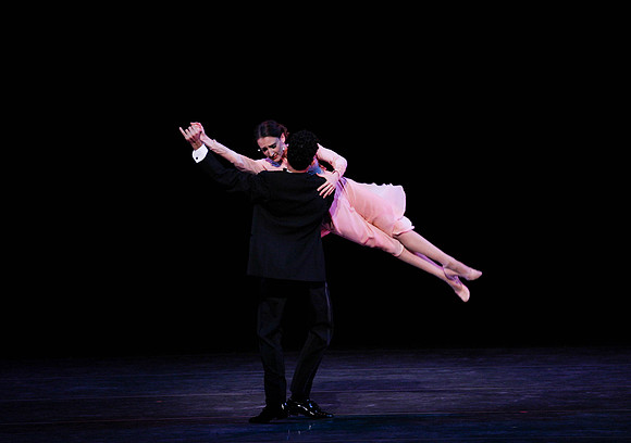 20150108_MCB_9_Sinatra_Dress_Hear_the_Dance_CG3P0041
