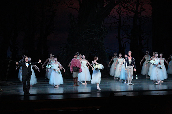 20161021_MCB_Giselle_Act2_Preformance_Arsht_9C7C0106