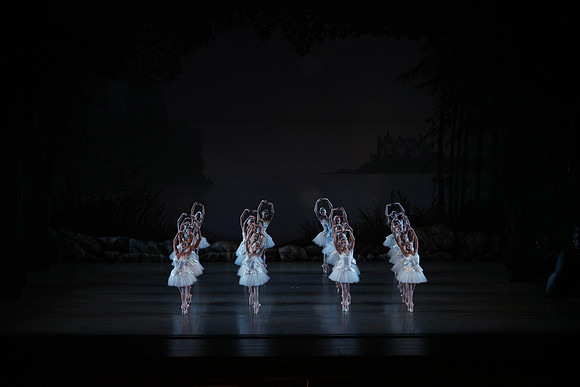 20151022_MCB_Swan_Lake_DR_WD_Arsht__75A7078