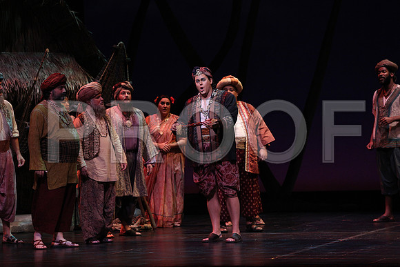 20150226_The_Pearl_Fisher_Act_29C7C0567