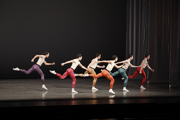 20170113_Glass_Pieces_Akhnaten_PR_MCB_Arsht_73A0745