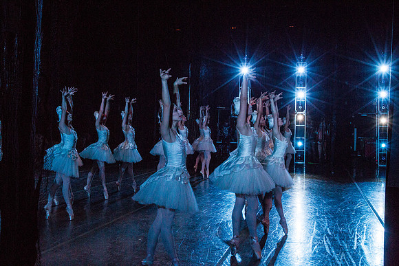 20151022_MCB_Back_Stage_Arsht_L1B6137