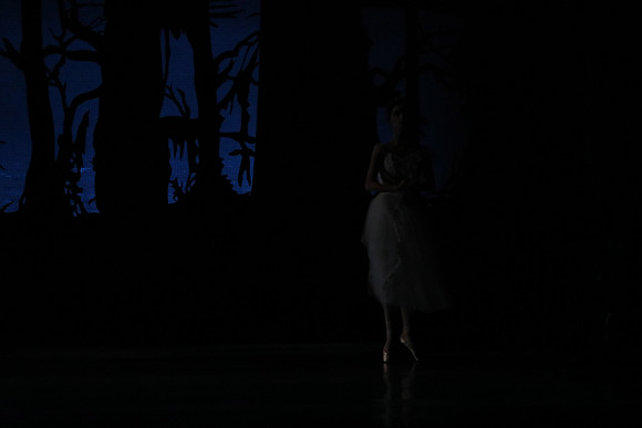 20161020_MCB_Giselle_Act2_DRDA_Arsht_73A5958