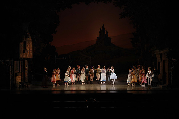 20161020_MCB_Giselle_Act1_DRSH_75A0004