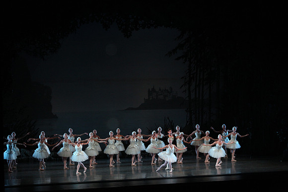 20151025_MCB_Swan_Lake_2Cast_Arsht_IMG_1518