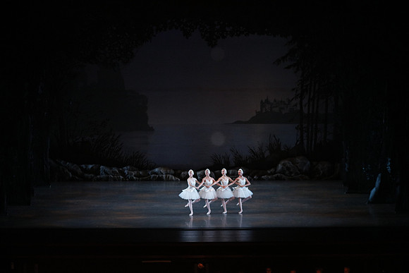 20151022_MCB_Swan_Lake_DR_WD_Arsht__75A7797