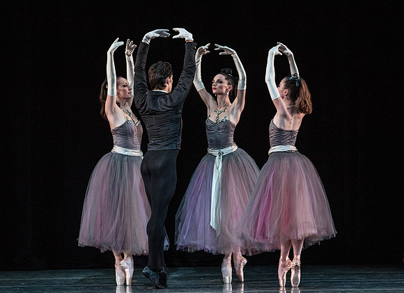 20180405_La Valse_Balanchine_Ravel__73A4554