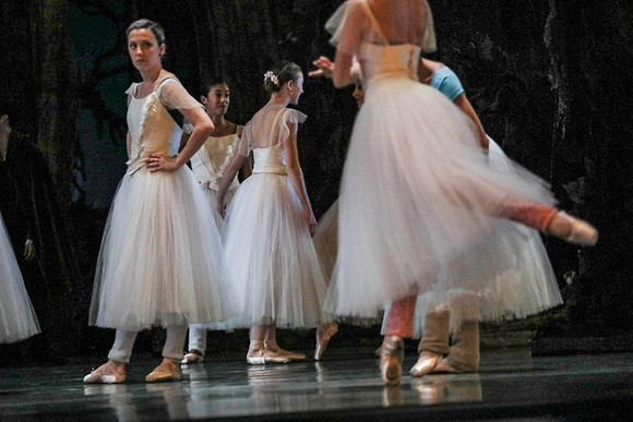 20161020_MCB_Giselle_2Cast_Act2_no Makeup_DRDA_Arsht_73A1539