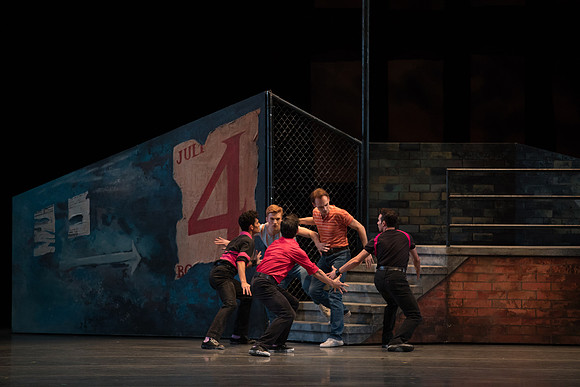 20180111_West_Side_Story_Suite_73A7212