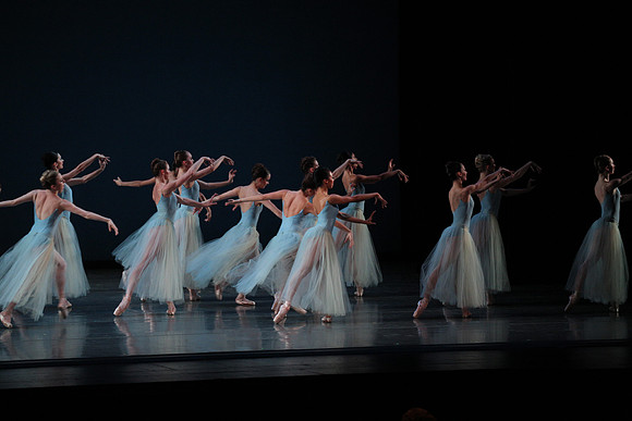 20170114_Serenade_Preformance_Tricia_Jeanette_Emily_Saturday_MCB_9C7C0090