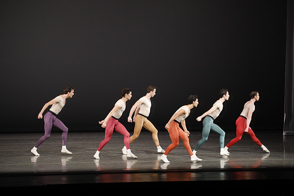 20170113_Glass_Pieces_Akhnaten_PR_MCB_Arsht_73A0741