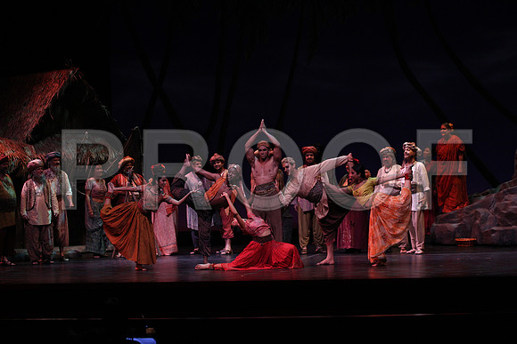 20150226_The_Pearl_Fisher_Act_29C7C0759