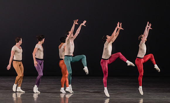 20170113_Glass_Pieces_Akhnaten_PR_MCB_Arsht_73A0897