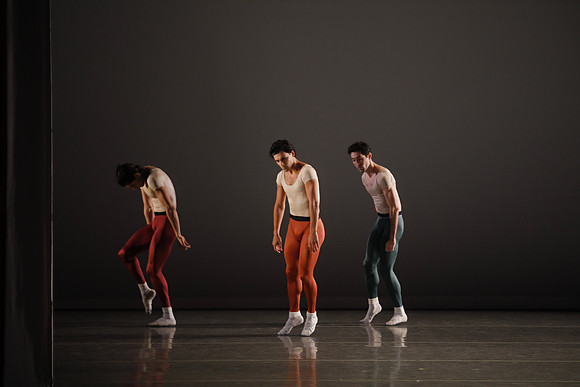 20170113_Glass_Pieces_Akhnaten_PR_MCB_Arsht_73A0714