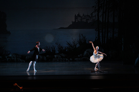 20151022_MCB_Swan_Lake_DR_Arsht_IMG_7700