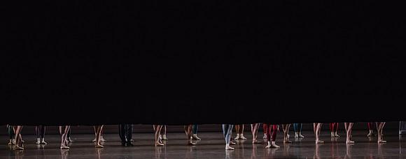 20170113_Glass_Pieces_Akhnaten_PR_MCB_Arsht_73A2187