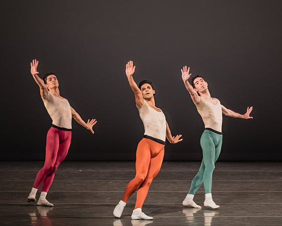 20170113_Glass_Pieces_Akhnaten_PR_MCB_Arsht_73A0725