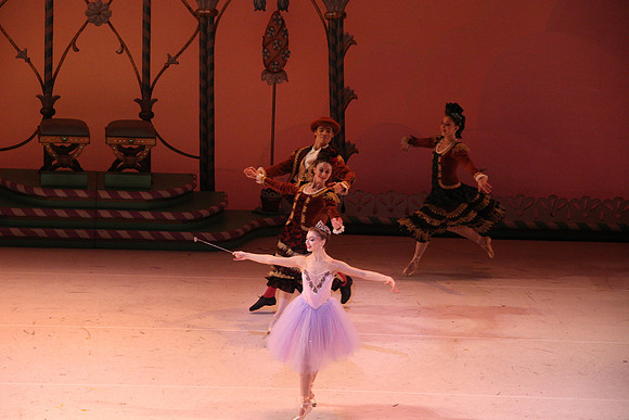 20141229_Nutcracker_WPB_Greeting_CG3P0286