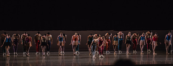 20170113_Glass_Pieces_Akhnaten_PR_MCB_Arsht_73A1985