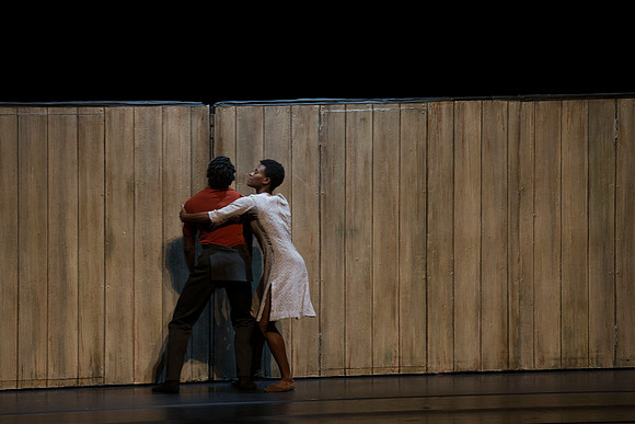 20170223_Alvin_Ailey_Walking_Mad_PR_Closeup_G3P1514