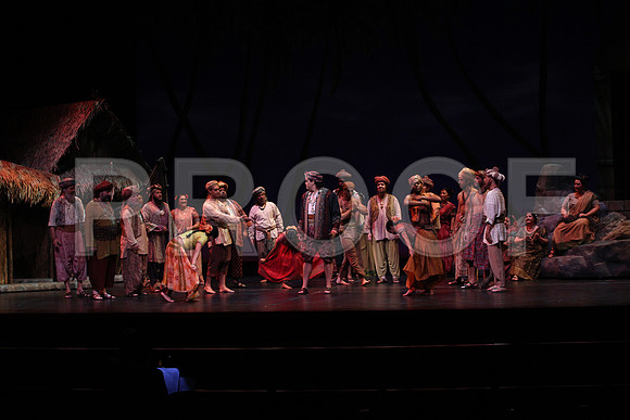 20150226_The_Pearl_Fisher_Act_29C7C0600