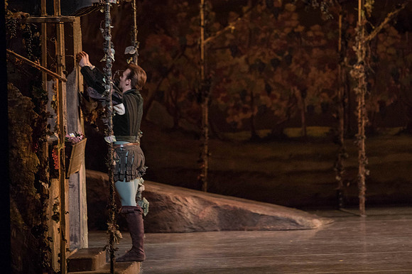 20161022_MCB_Giselle_Act1_2Cast_Tricia_Arsht_Arsht_73A5567