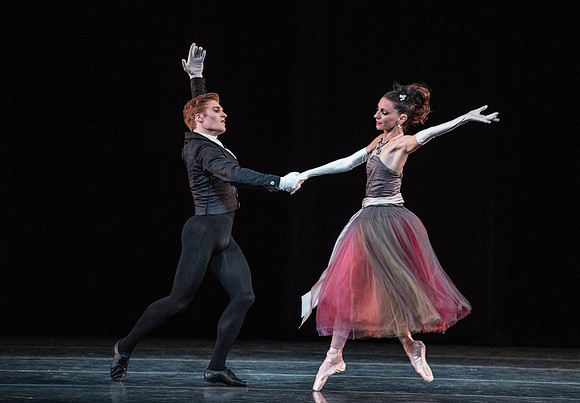 20180405_La Valse_Balanchine_Ravel__73A4247