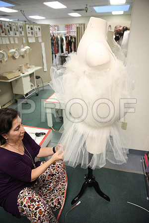 20150901_Fitting_Swan_Lake_Wardrobe_IMG_6248