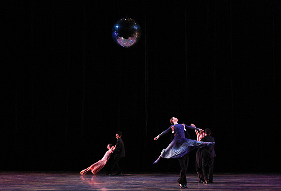 20150108_MCB_9_Sinatra_Dress_Hear_the_Dance_9C7C1503