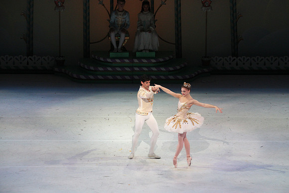 20141229_Nutcracker_WPB_PasDeDeux_CG3P2991