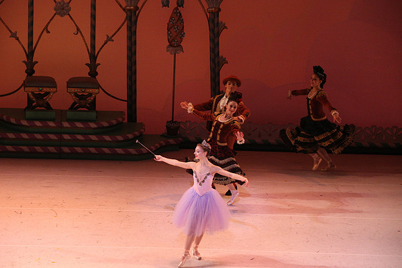 20141229_Nutcracker_WPB_Greeting_CG3P0285