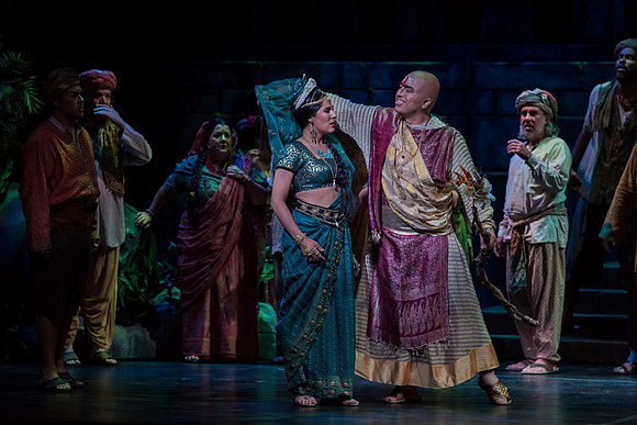 20150226_The_Pearl_Fisher_Act_39C7C2369