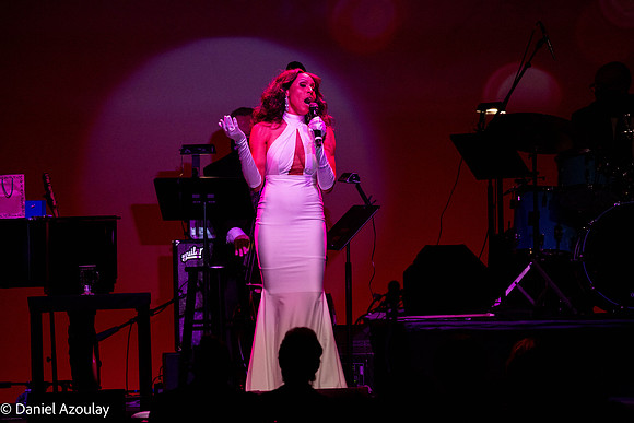 20201219_Deborah_Cox_9C7C3867