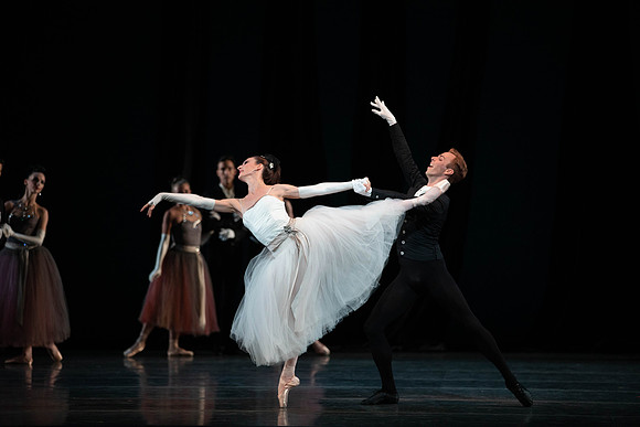 20180405_La Valse_Balanchine_Ravel__73A5142