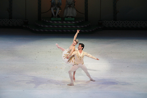 20141229_Nutcracker_WPB_PasDeDeux_CG3P2916
